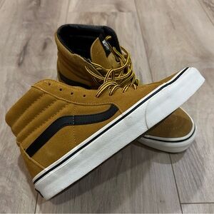 Vans Sk8-hi High-Top Sneakers - Tan and Black